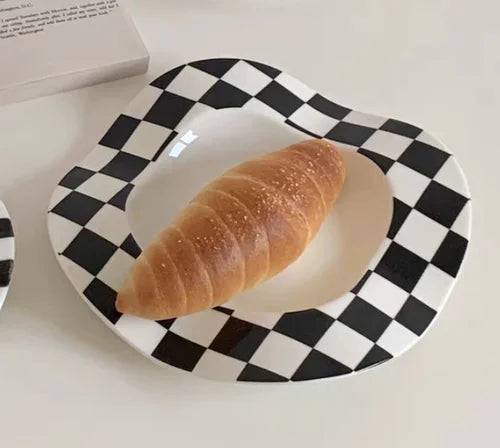 Nordic Ceramic Plate Dot Stripe Irregular Wave Shape Ceramic Dessert Plate Pasta Plate Dinner Plates Ceramic Dish Plates