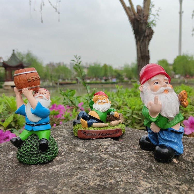 Vertical Middle Finger Garden Dwarf Decoration Resin